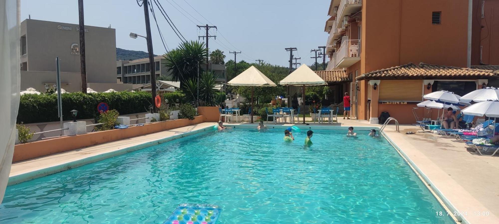 מסונגי Pantheon Hall Hotel מראה חיצוני תמונה