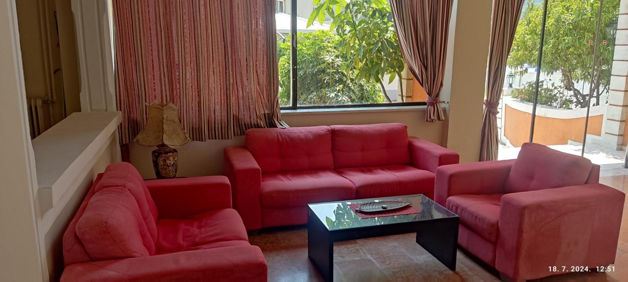 מסונגי Pantheon Hall Hotel מראה חיצוני תמונה