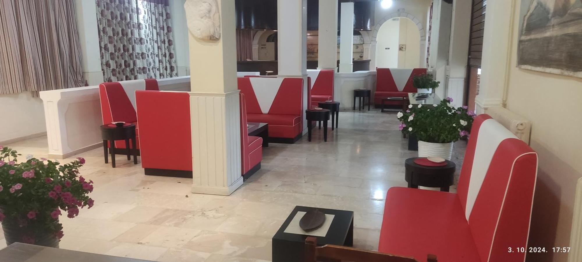 מסונגי Pantheon Hall Hotel מראה חיצוני תמונה